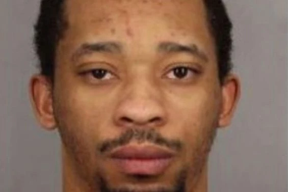 stupid_ankle-bracelet-robber mug-shot