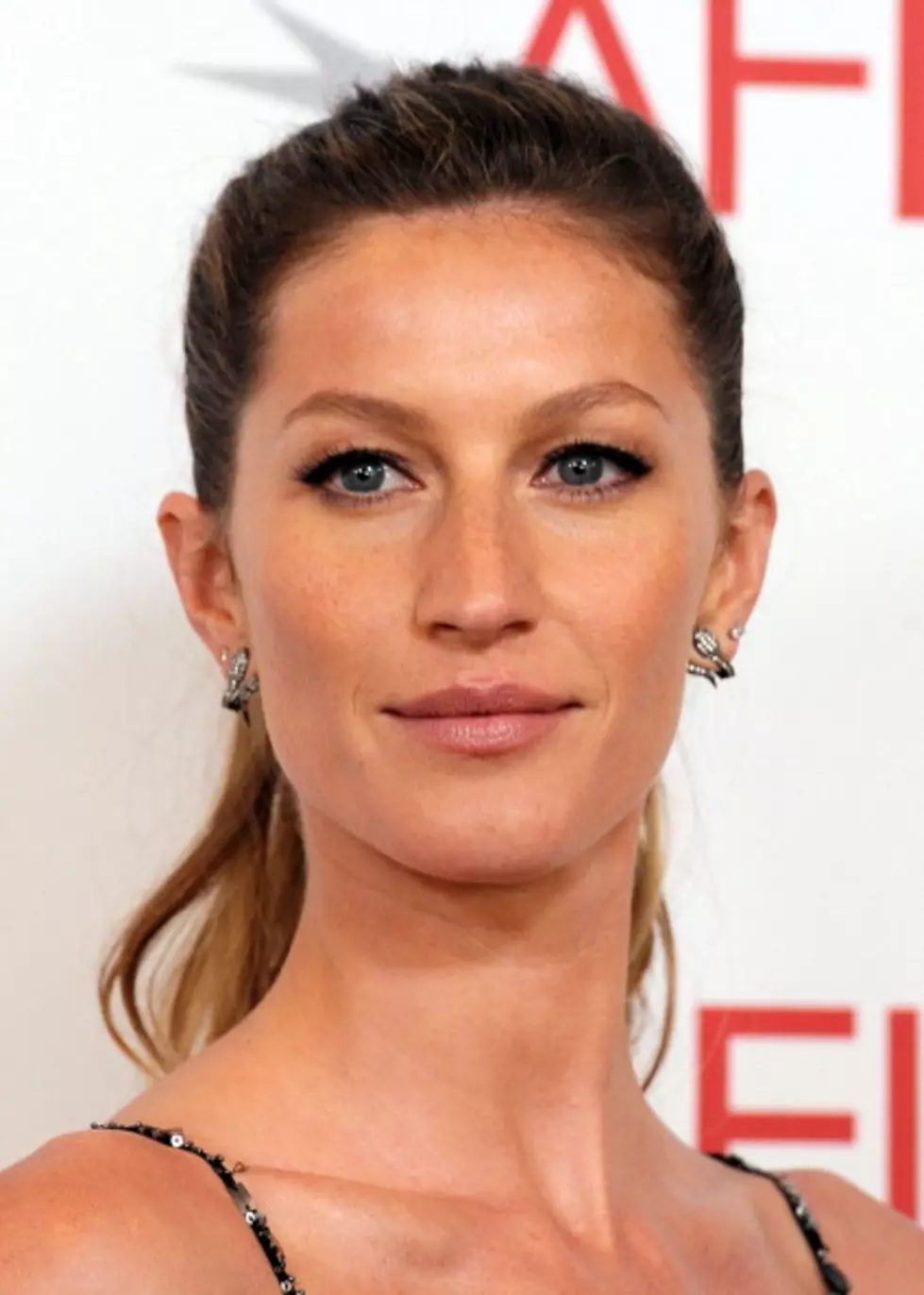 Celebrity Birthdays for Wednesday July 20 Include Supermodel Gisele Bundchen and Carlos Santana