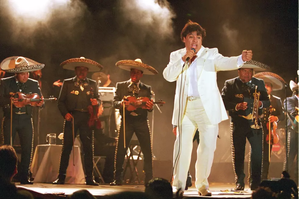 Juan Gabriel’s Home In Juárez Was Ghost Hunted & We Can’t Handle It