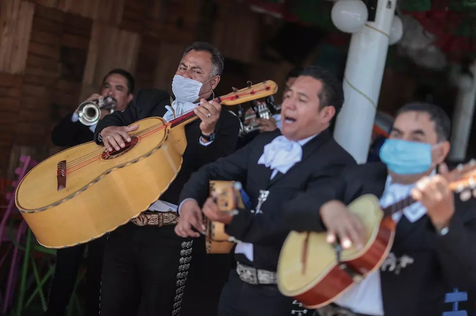 Find Food Trucks & Mariachis This Saturday in West El Paso