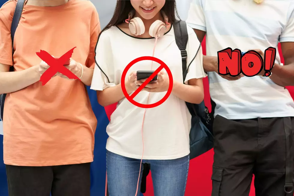 Should Texas Ban Cell Phones In School??
